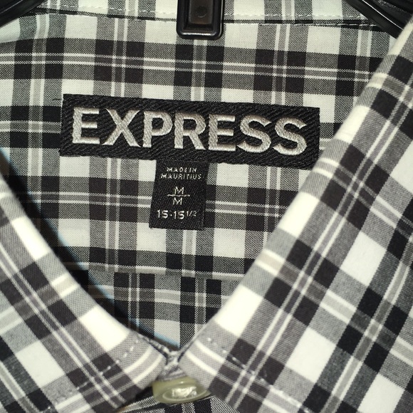 🍁Expresses men’s button-down longsleeve shirt - Picture 2 of 4